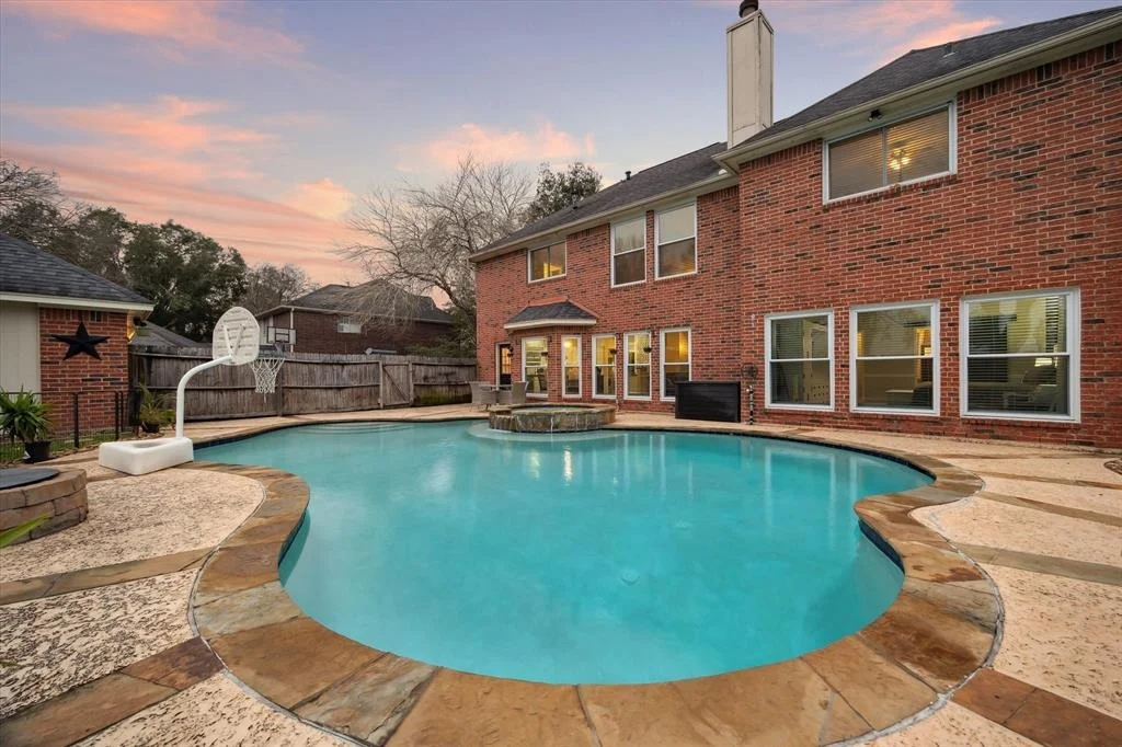 Photo of 904 Laurelfield Drive
