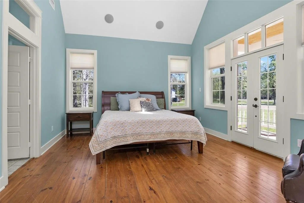 Photo of 20802 Pecan Bend Road
