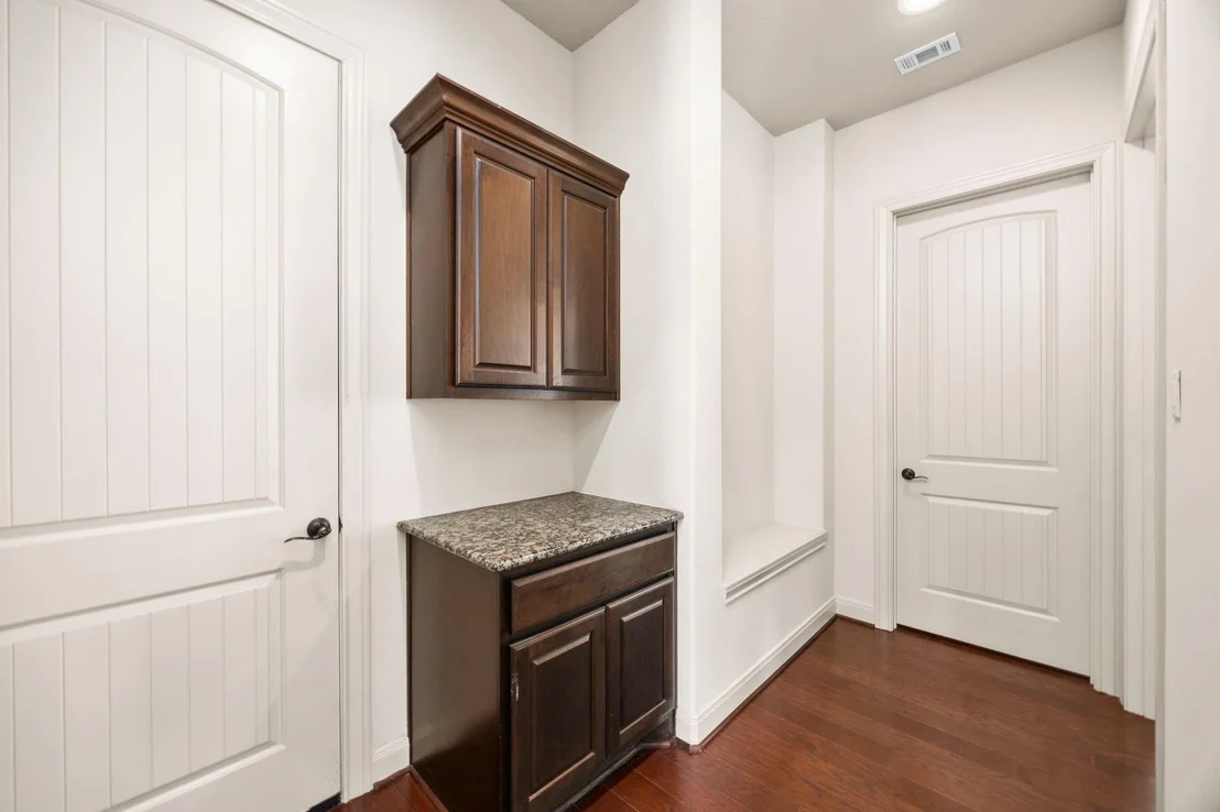 Photo of 4926 Westchester Drive