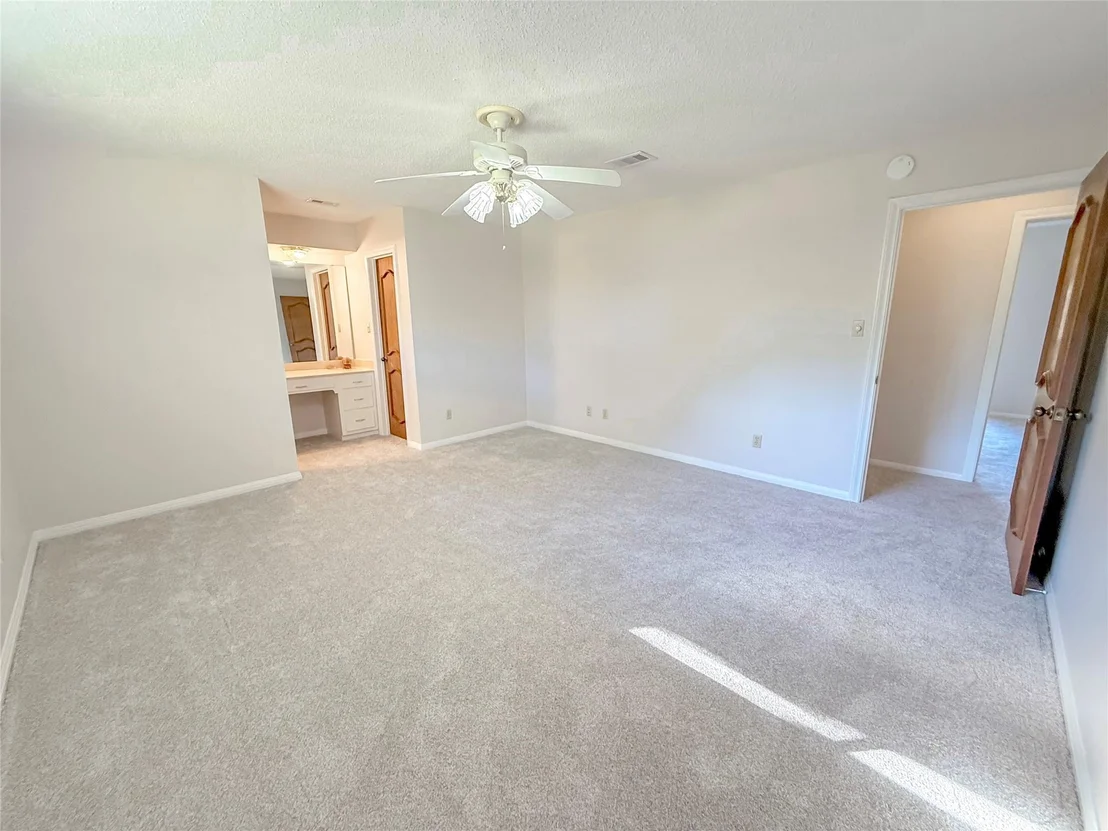 Photo of 104 Iris Street