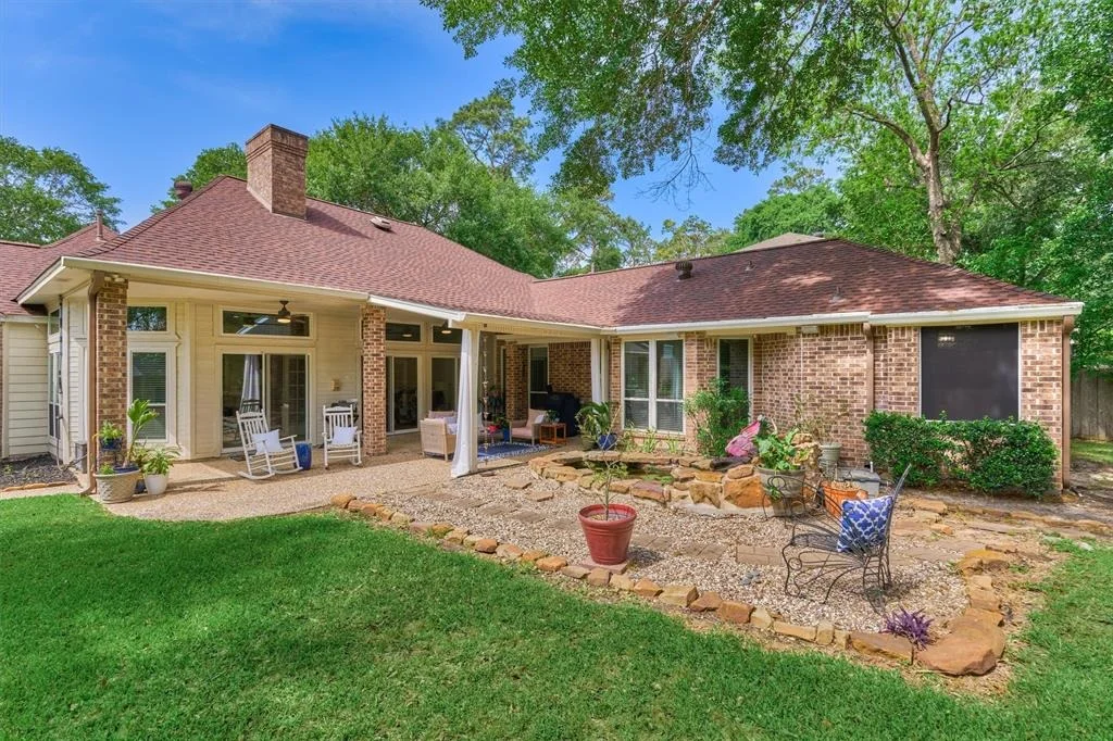 Photo of 23010 Hampton Forest Lane