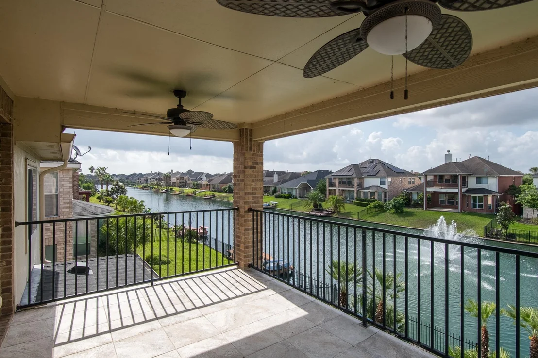Photo of 18119 Blues Point Drive