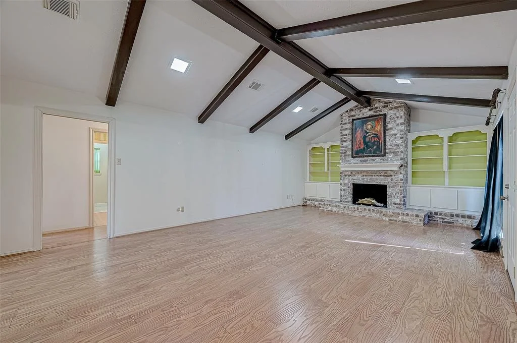 Photo of 5927 Pinewilde Drive