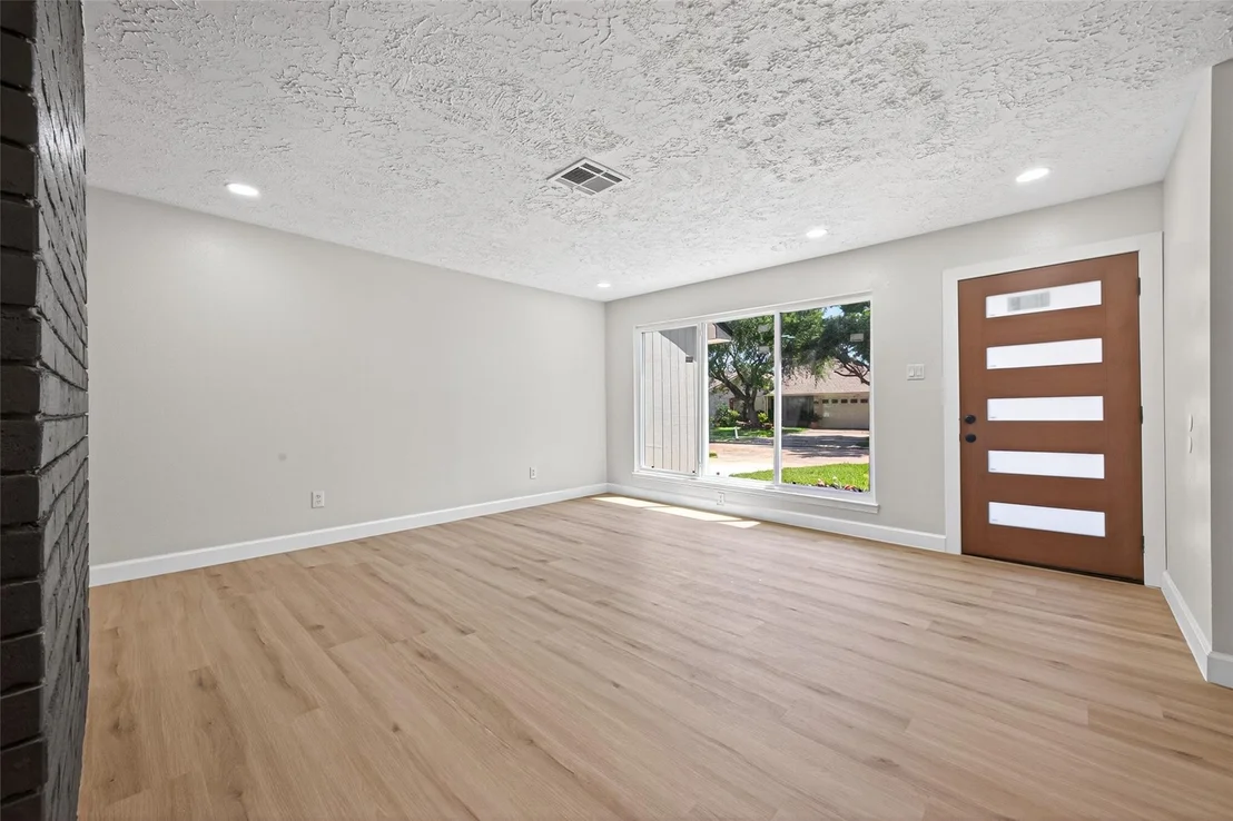 Photo of 3418 Luton Park Drive