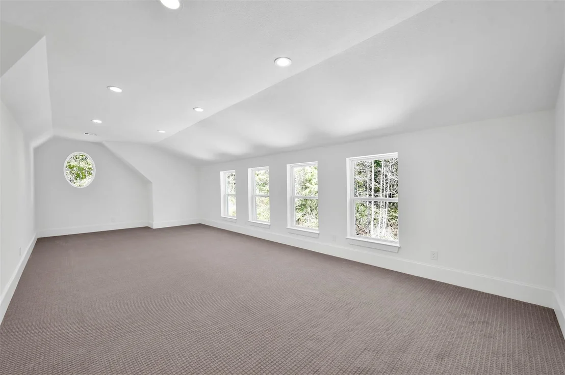 Photo of 136 Grand View