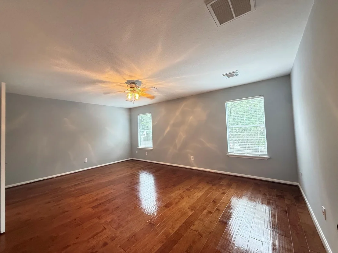 Photo of 19522 Fernhaven Drive