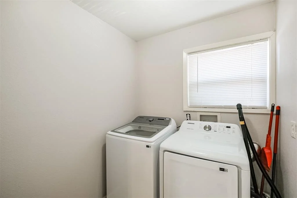 Photo of 5931 Reamer Street