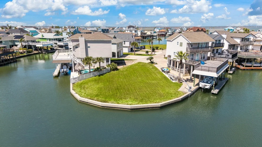 Photo of 547 Sunset Circle