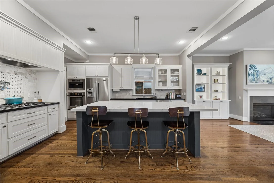 Photo of 1525 Chippendale Road