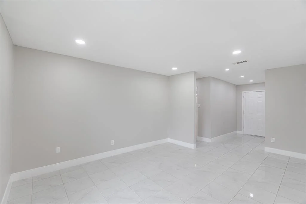 Photo of 522 Soft Shadows Lane