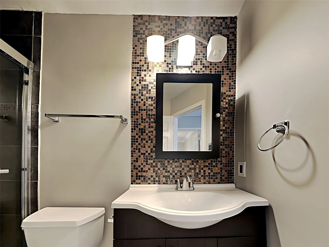 Photo of 8034 Oceanside Drive
