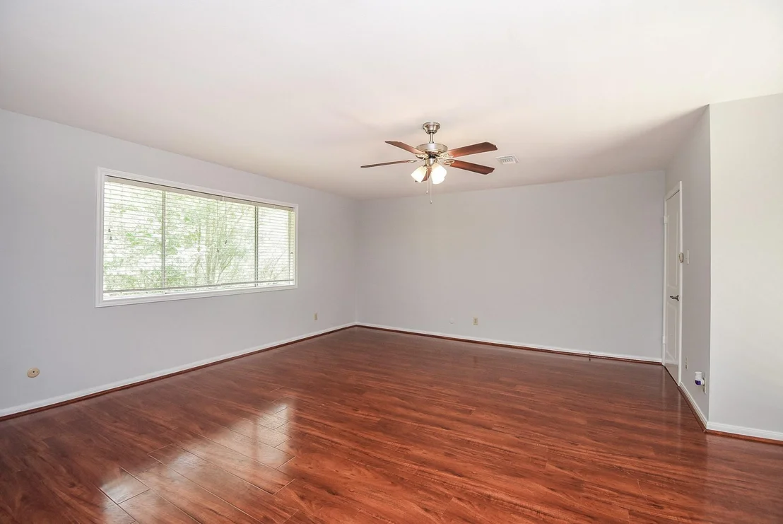 Photo of Unit 113 at 201 Vanderpool Lane