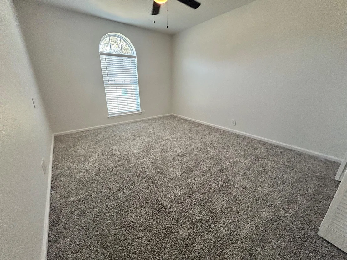 Photo of 12307 Robert Lane