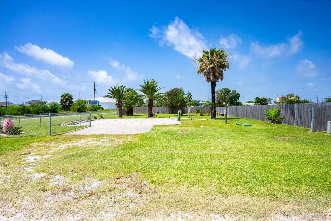 Photo of 1051 Pompano Drive