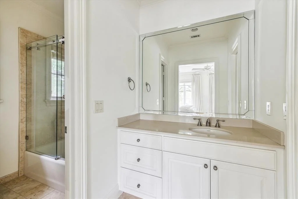 Photo of 4010 Overbrook Lane