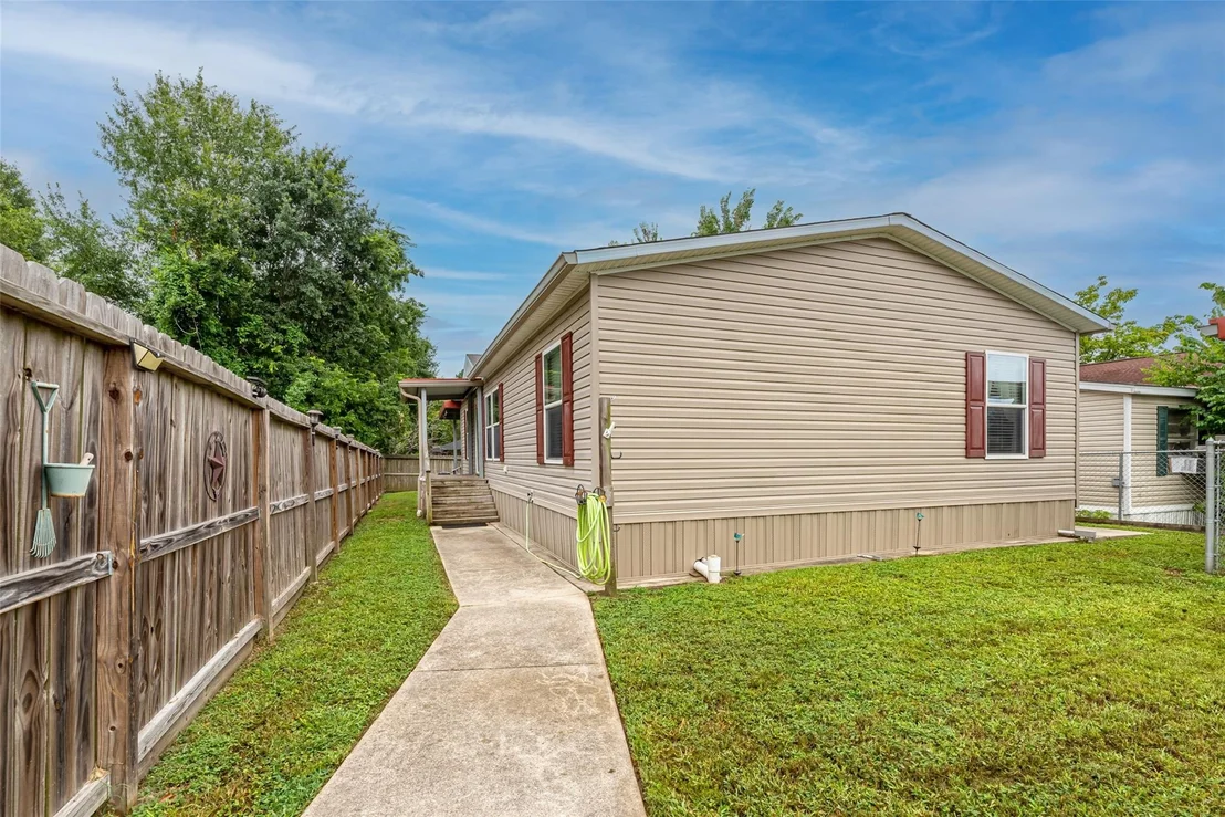 Photo of 14273 Shadow Bay Drive