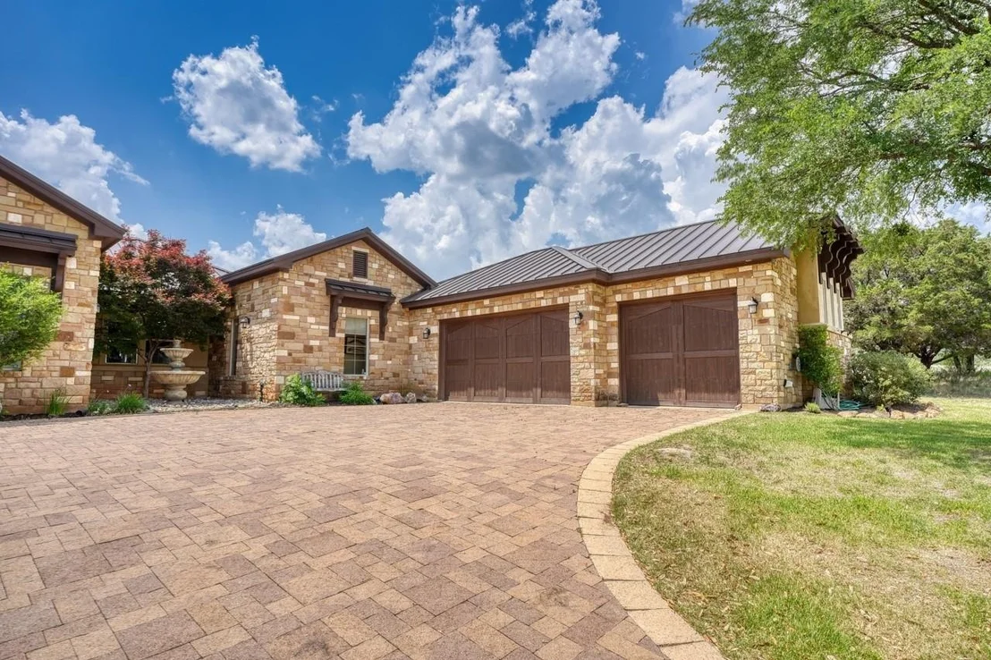 Photo of 143 Westgate Loop