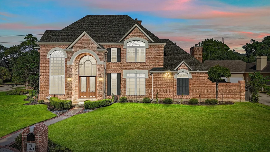Photo of 16122 Wimbledon Forest Drive