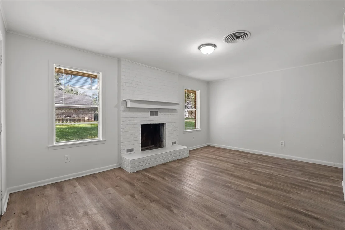 Photo of 1102 Avenue C