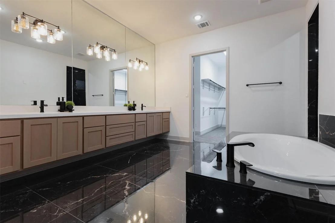 Photo of 15634 Early Bird Lane