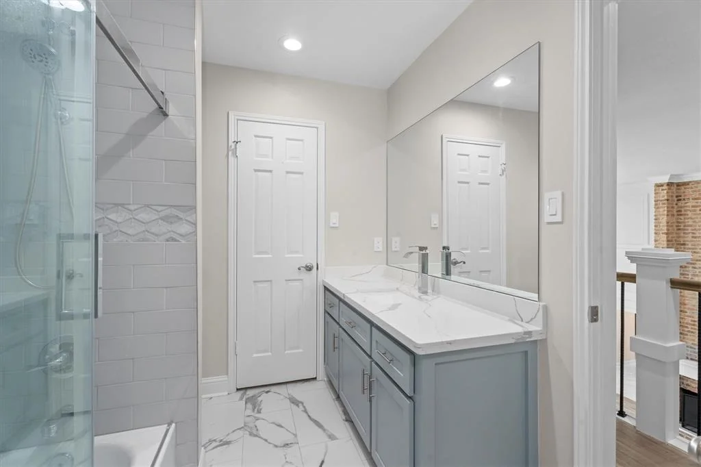 Photo of 5523 Theall Road