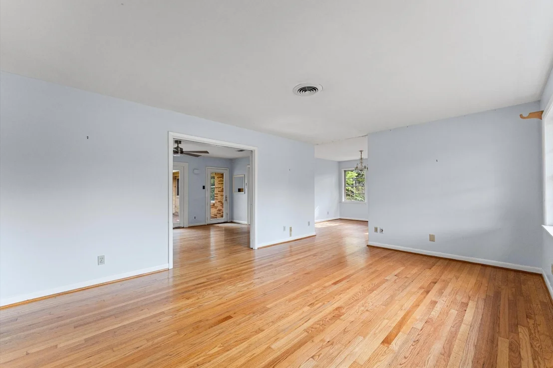 Photo of 3123 Broadmead Drive