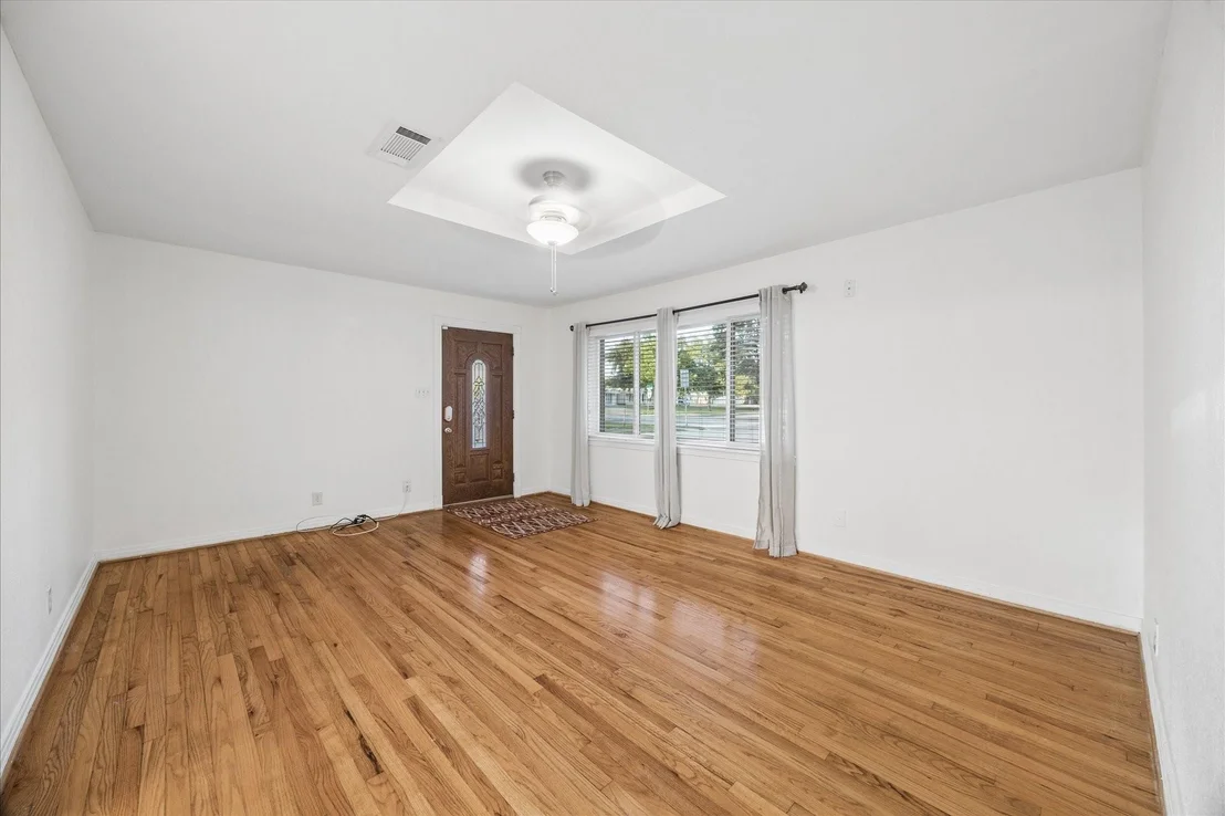 Photo of 2017 Shadowdale Dr