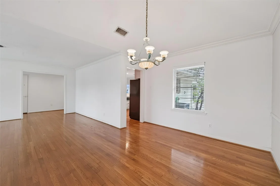 Photo of 4807 Creekbend Drive