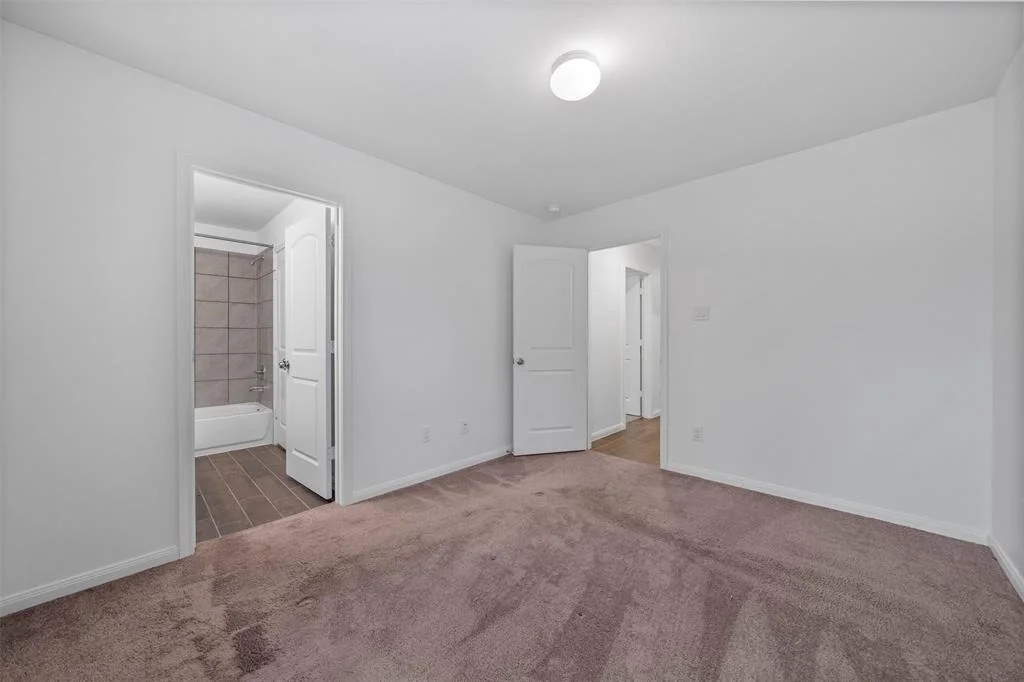 Photo of 15231 Arrowhead Loop W