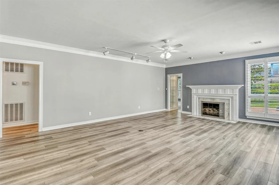 Photo of 24818 Lakebriar Drive