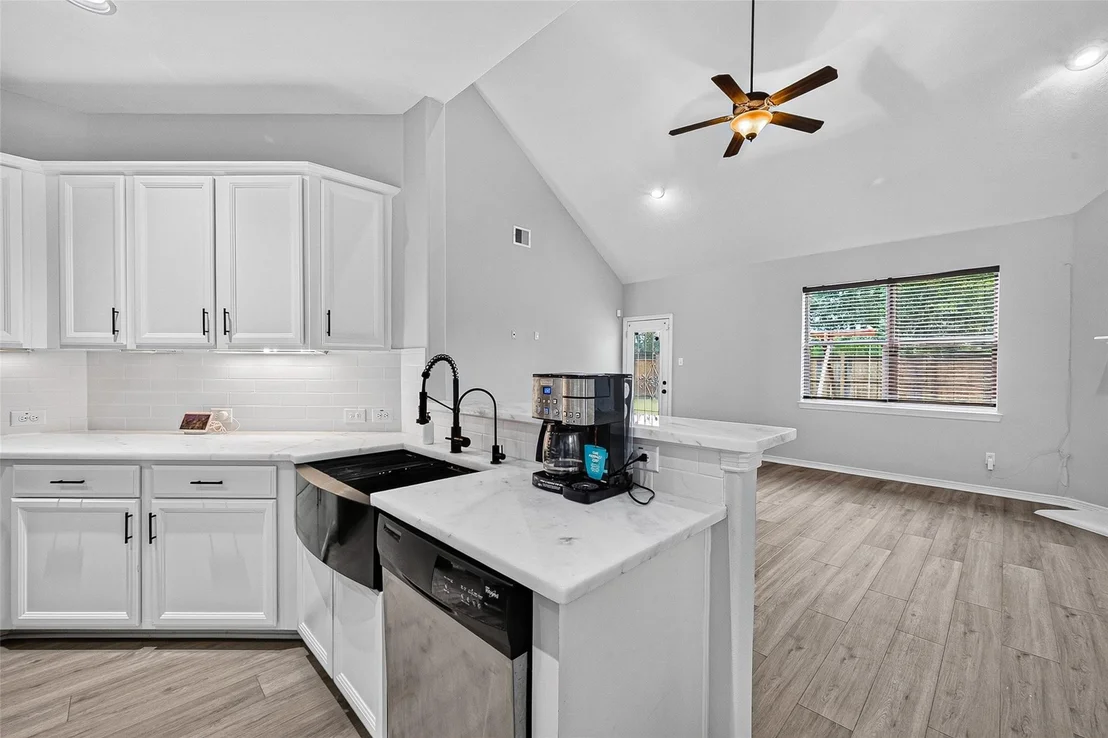 Photo of 4103 Misty Waters Lane