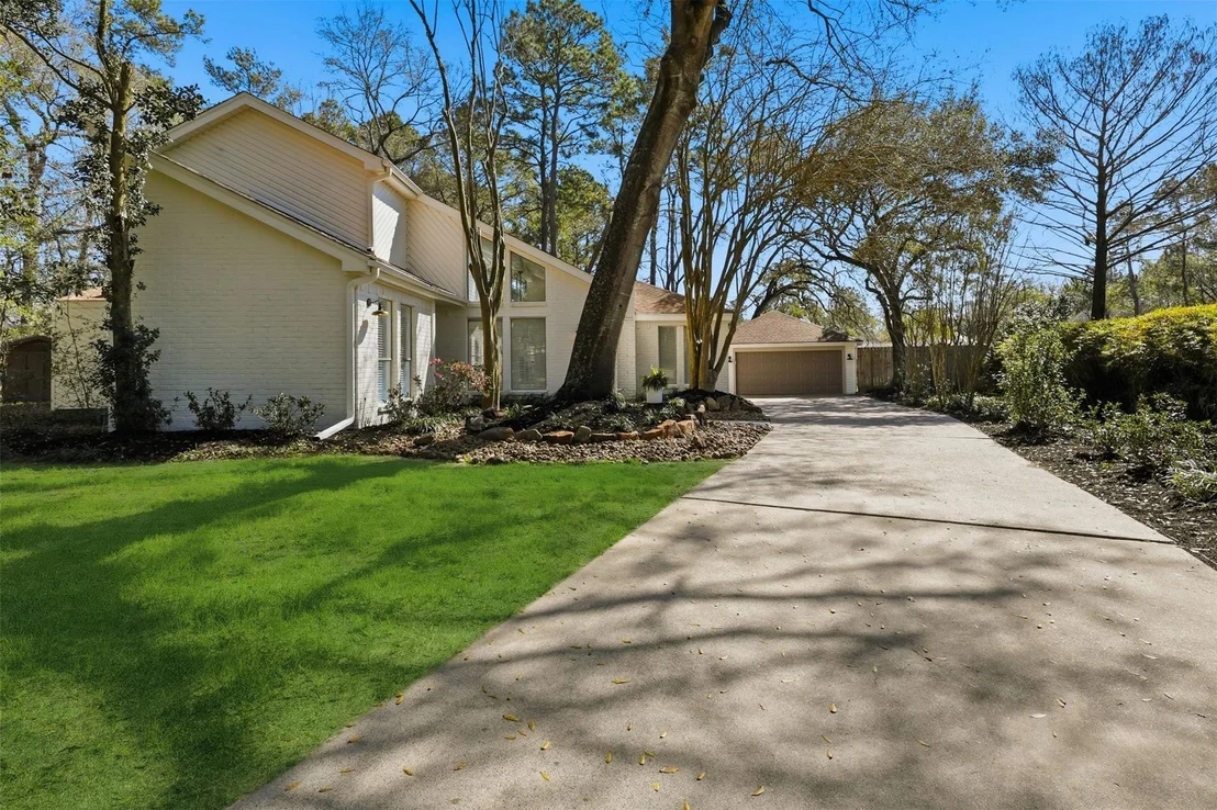 Photo of 12 Rosedale Brook Court