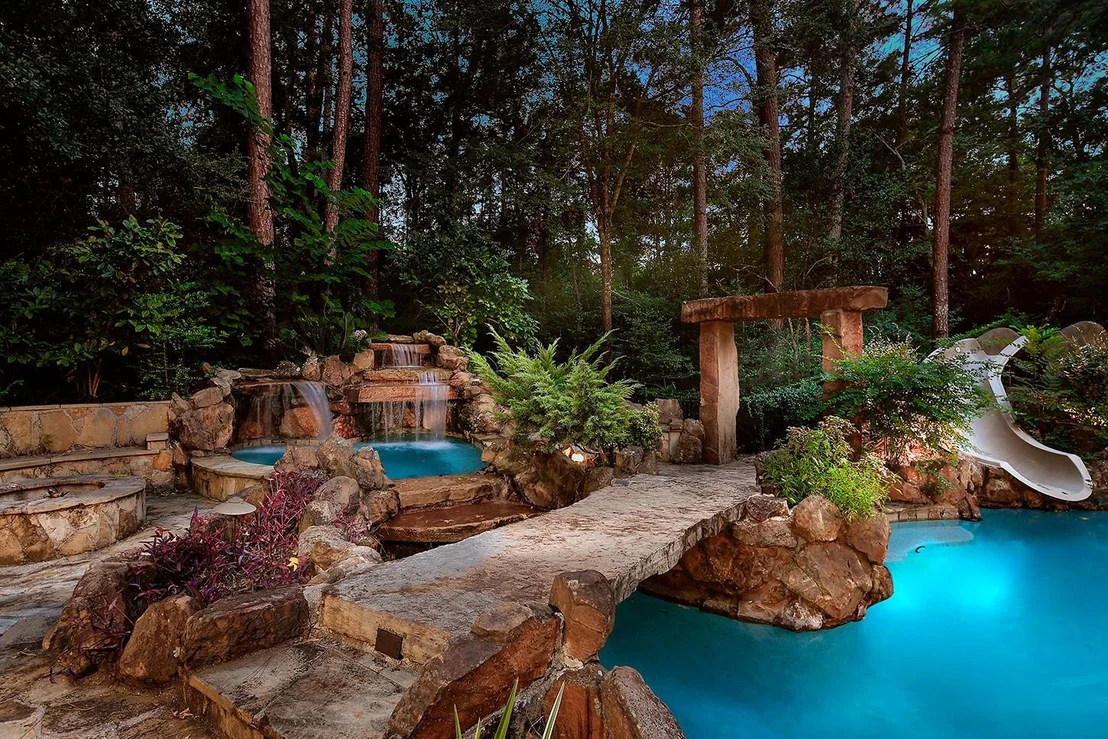 Photo of 6 Orchard Pines Place