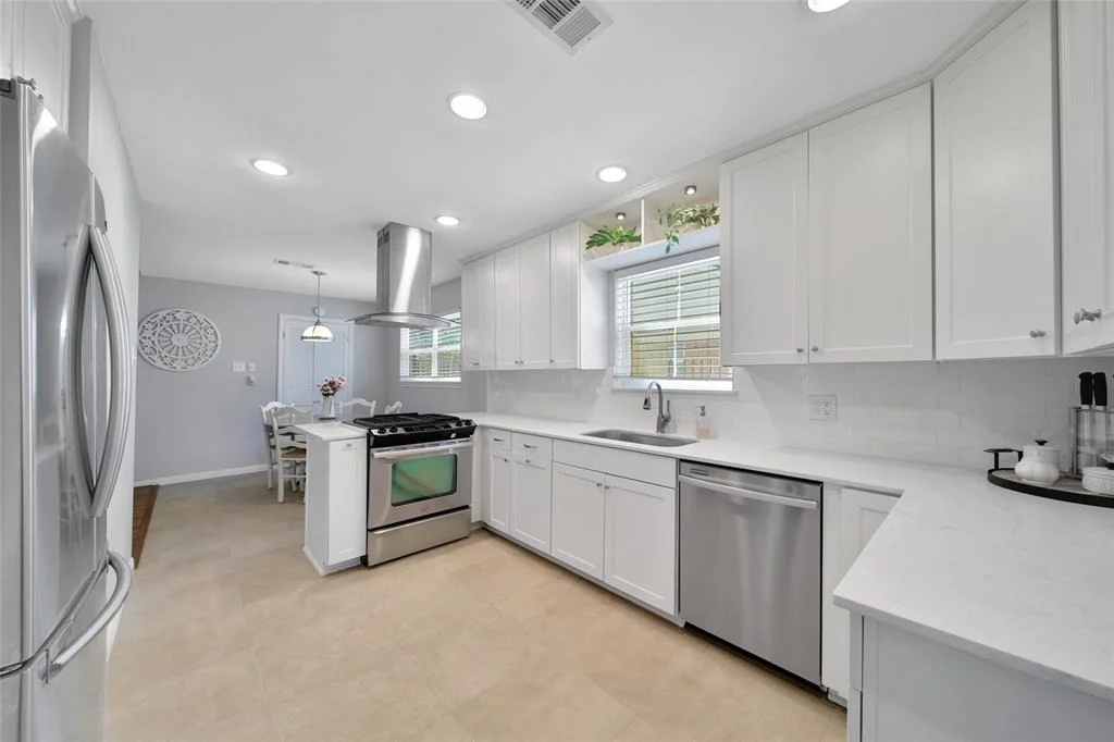 Photo of 1127 Curtin Street