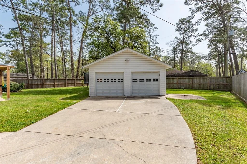 Photo of 1050 Royal Oak Drive