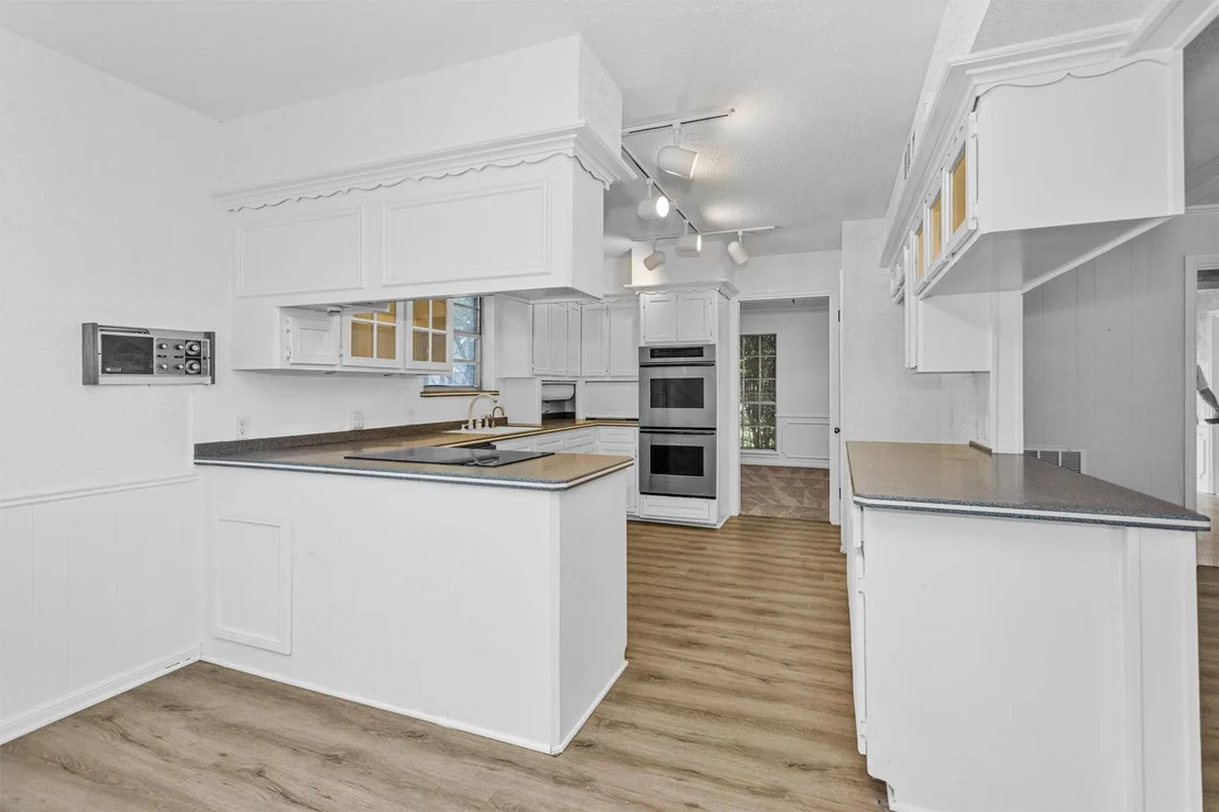 Photo of 520 Beauregard Drive