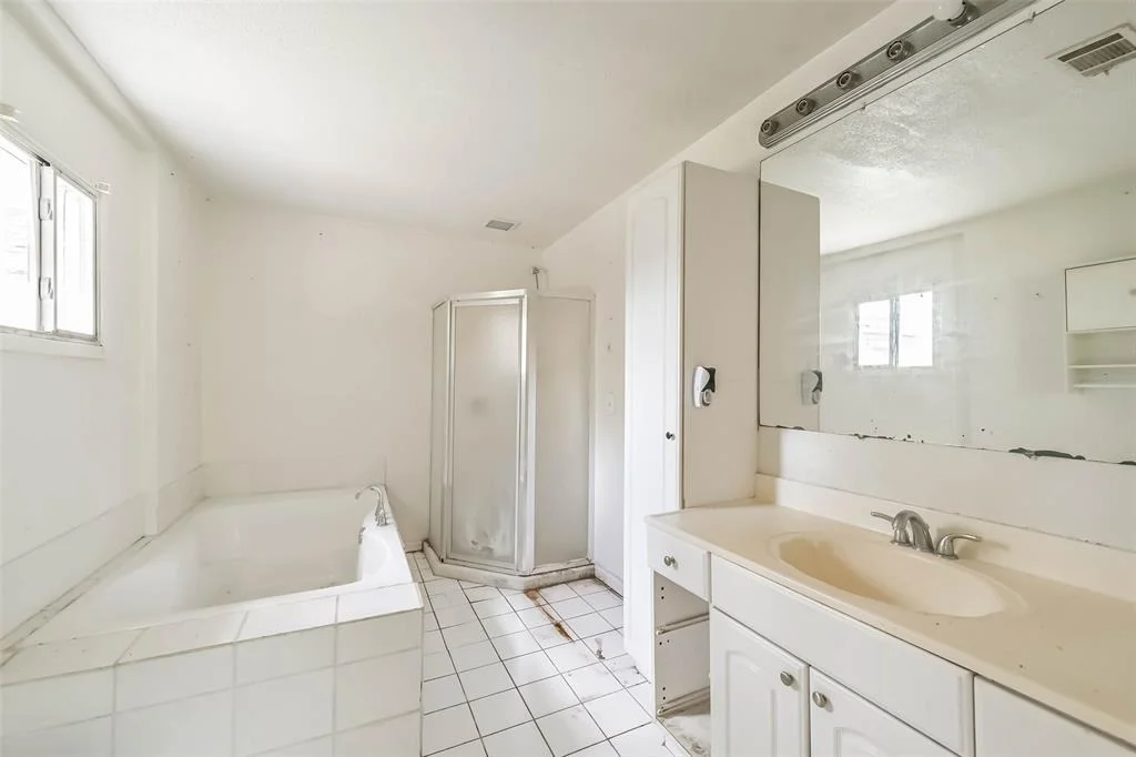Photo of 9230 Lanewood Drive