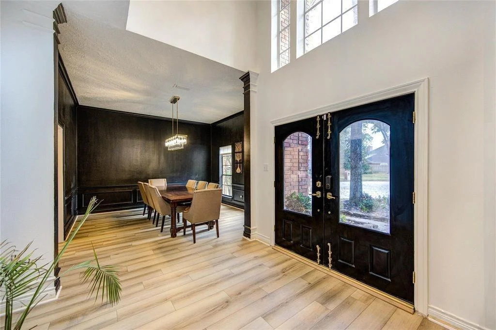 Photo of 16250 Morningbrook Drive