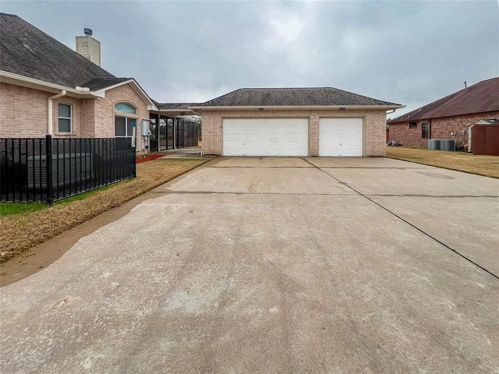 Photo of 141 Spanish Oak Circle
