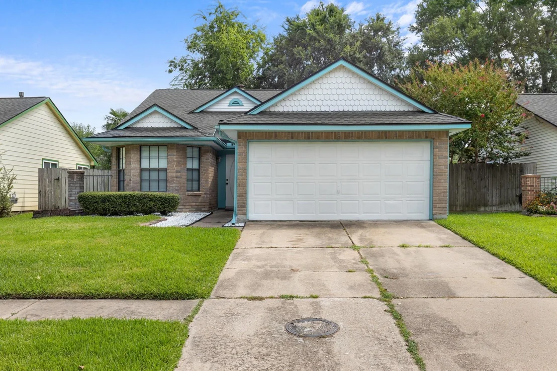 Photo of 20239 Linden Tree Drive