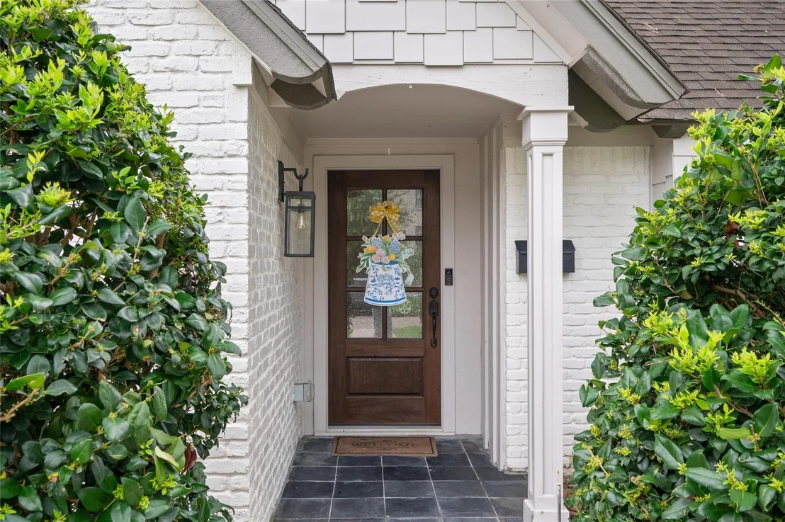 Photo of 14511 Oak Bend Drive