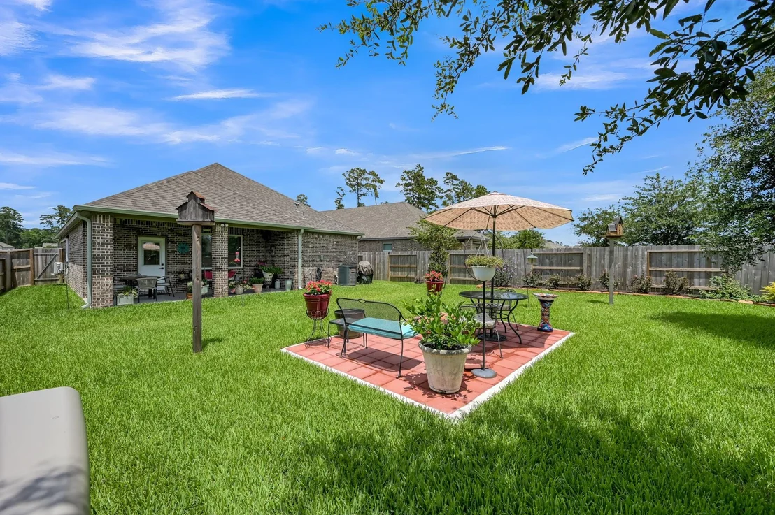 Photo of 6115 White Spruce Drive