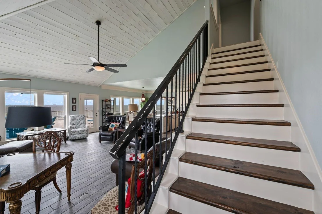 Photo of 12 Tiki Circle