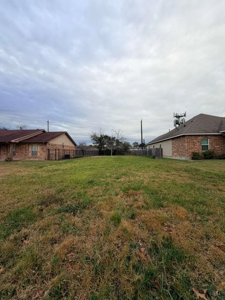 Photo of 7135 Rook Boulevard