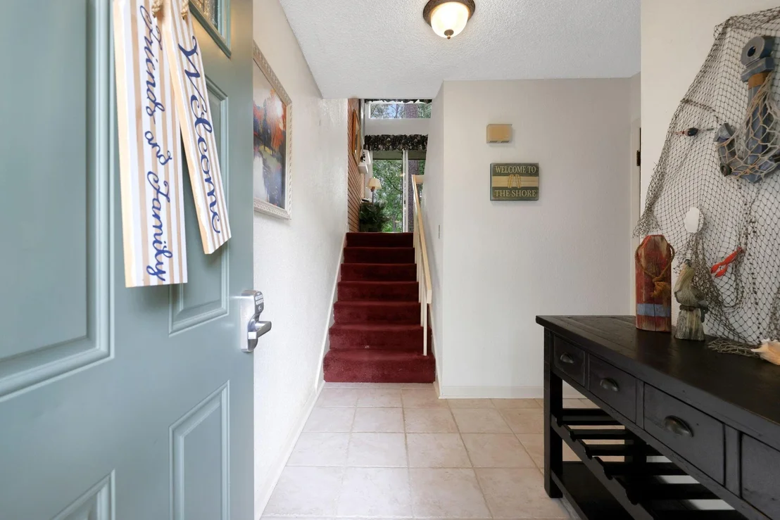 Photo of 142 Villa Way