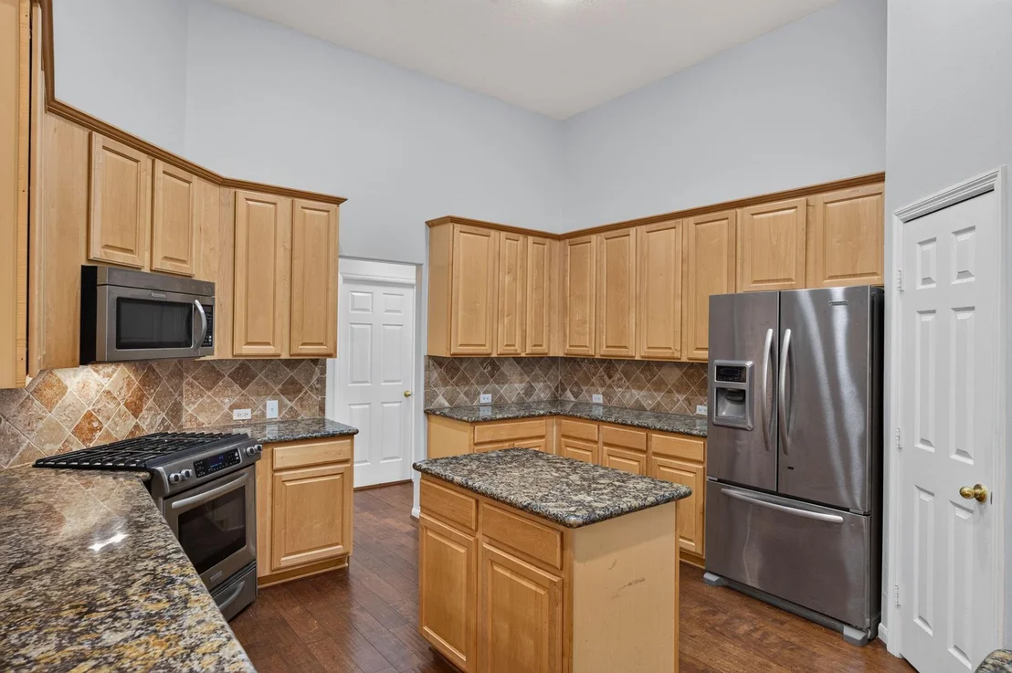 Photo of 186 N Millport Circle