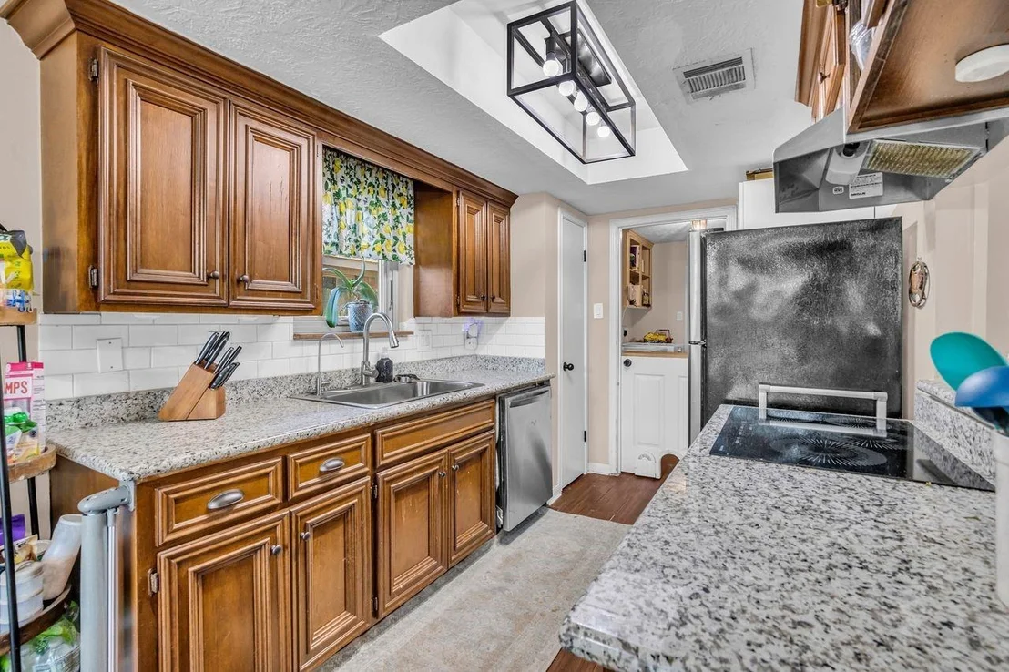 Photo of 18019 Blundell Drive