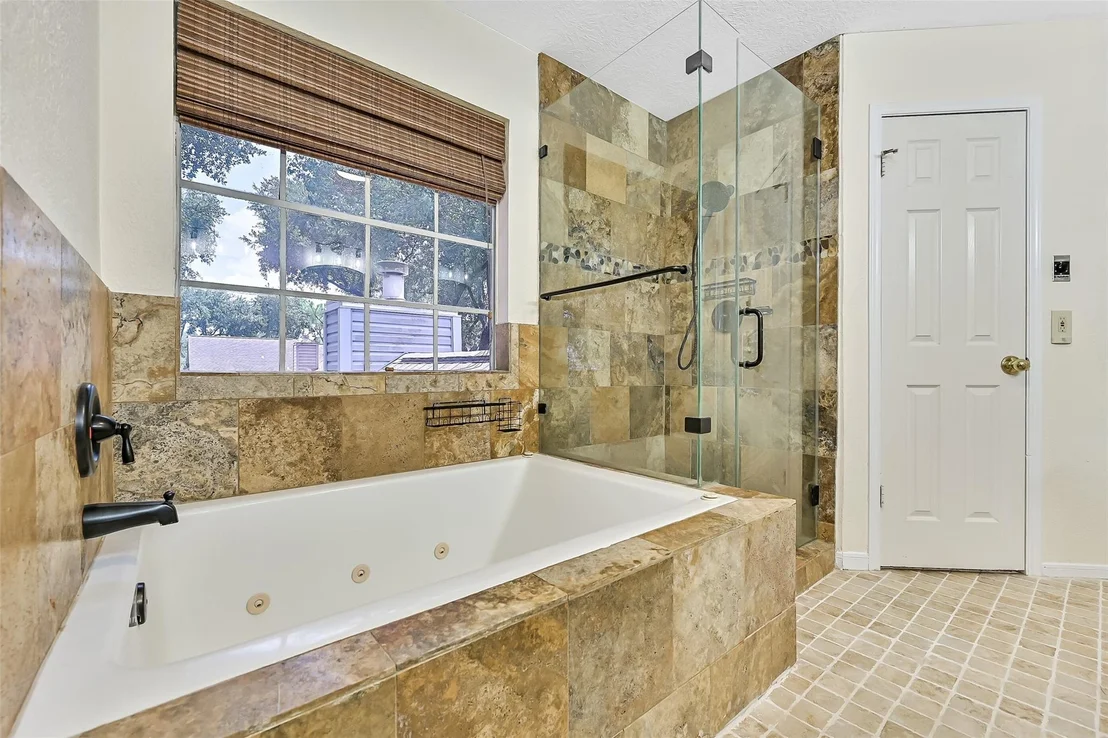 Photo of 14219 Oak Chase Drive