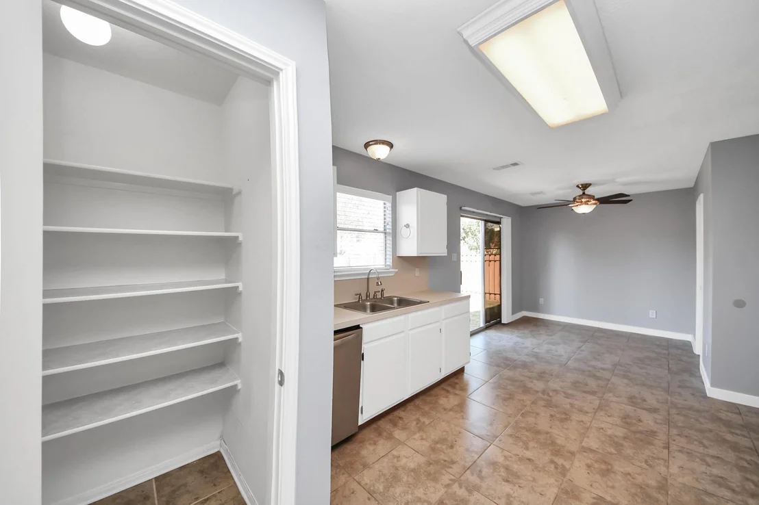 Photo of 18135 Gravenhurst Lane