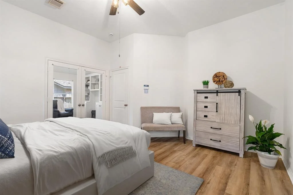 Photo of 10479 Torrey Pines Drive